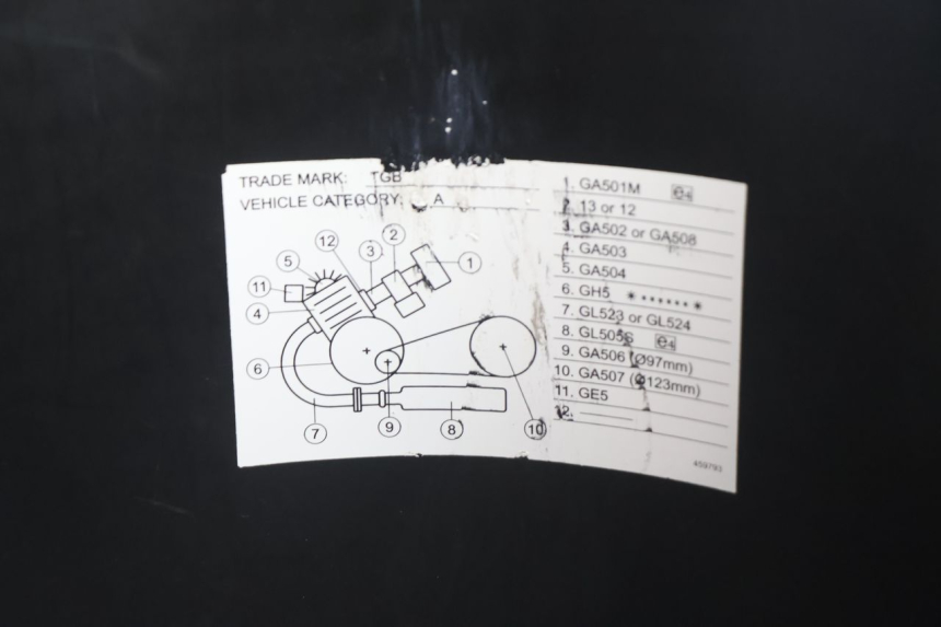 photo de UNDERSEAT STORAGE TGB CITY RS 50 (2011 - 2016) - Fixing points details
