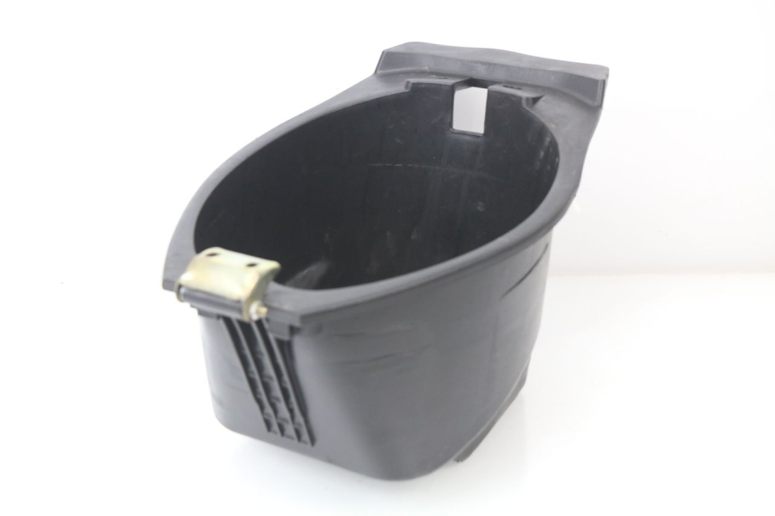 photo de UNDERSEAT STORAGE REVATTO CITYONE 125 (2006 - 2007) - Zoom on usage condition