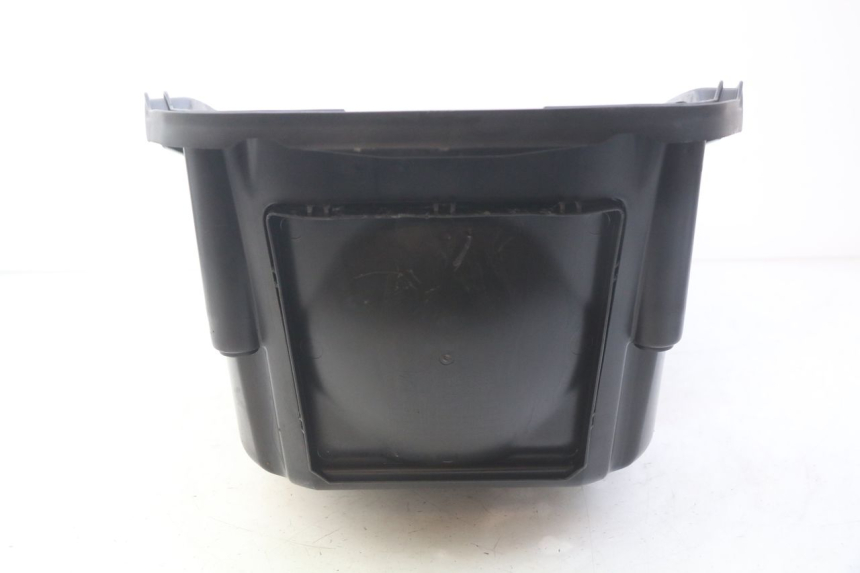 photo de SEAT STORAGE BOX PEUGEOT CITYSTAR 125 (2011 - 2017) - Surface and material condition