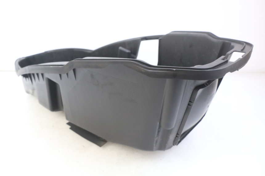 photo de UNDERSEAT STORAGE PEUGEOT CITYSTAR IE 2T 50 (2018 - 2021) - Fixing points details