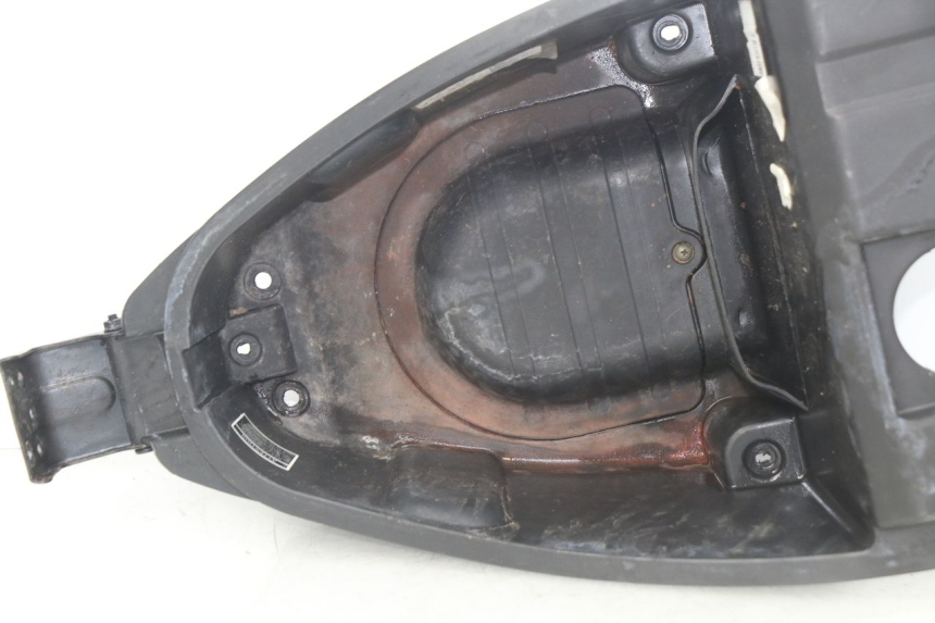 photo de SEAT STORAGE BOX RIDE CLASSIC 2T 50 (2014 - 2022) - Zoom on usage condition