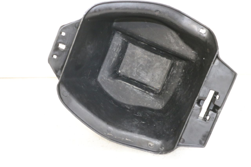 photo de UNDERSEAT STORAGE APRILIA CLASSIC 125 (1995 - 2001) - Main view