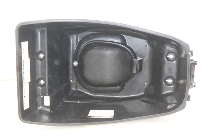 photo de SEAT STORAGE BOX SYM CROX 4T 50 (2016 - 2023) - Alternative perspective