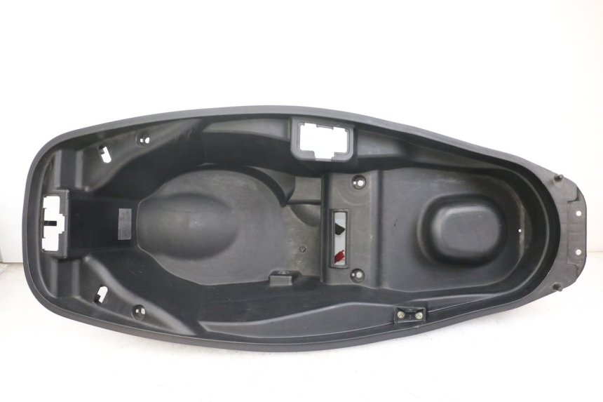 photo de UNDERSEAT STORAGE KYMCO DINK STREET 125 (2009 - 2014) - Main view