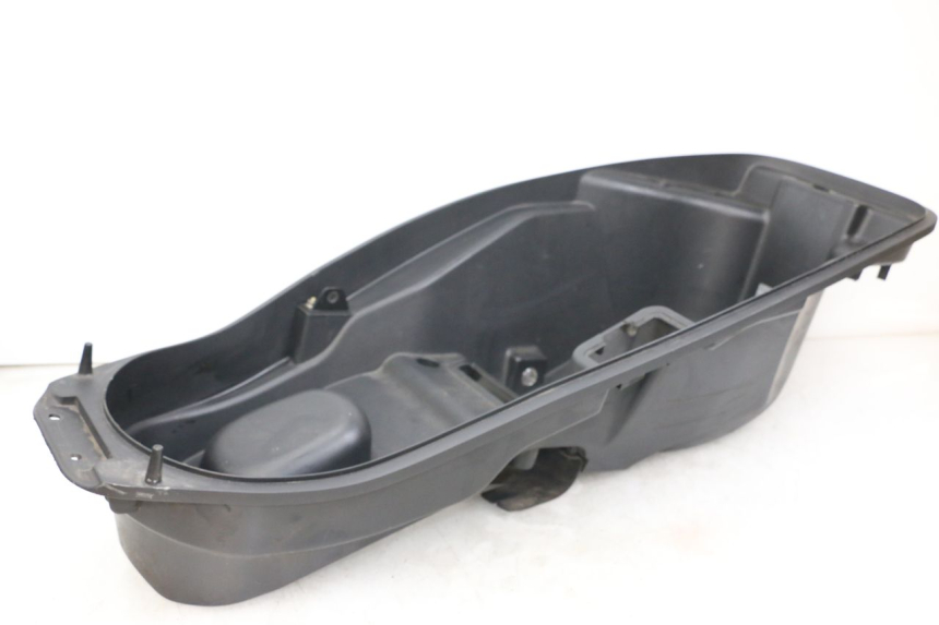 photo de UNDERSEAT STORAGE KYMCO DINK STREET 125 (2009 - 2014) - Alternative perspective