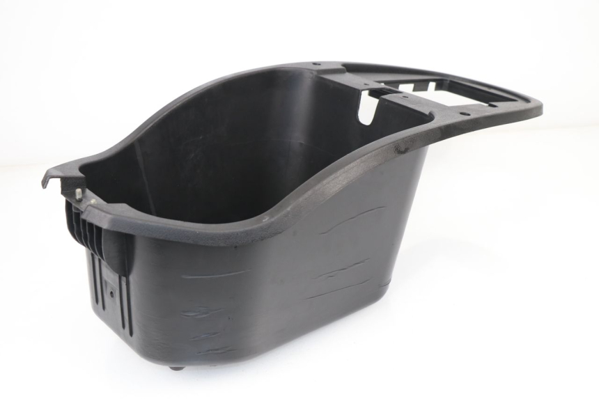 photo de UNDERSEAT STORAGE GOWINN DOLCE VITA 125 (2007 - 2013) - Alternative perspective