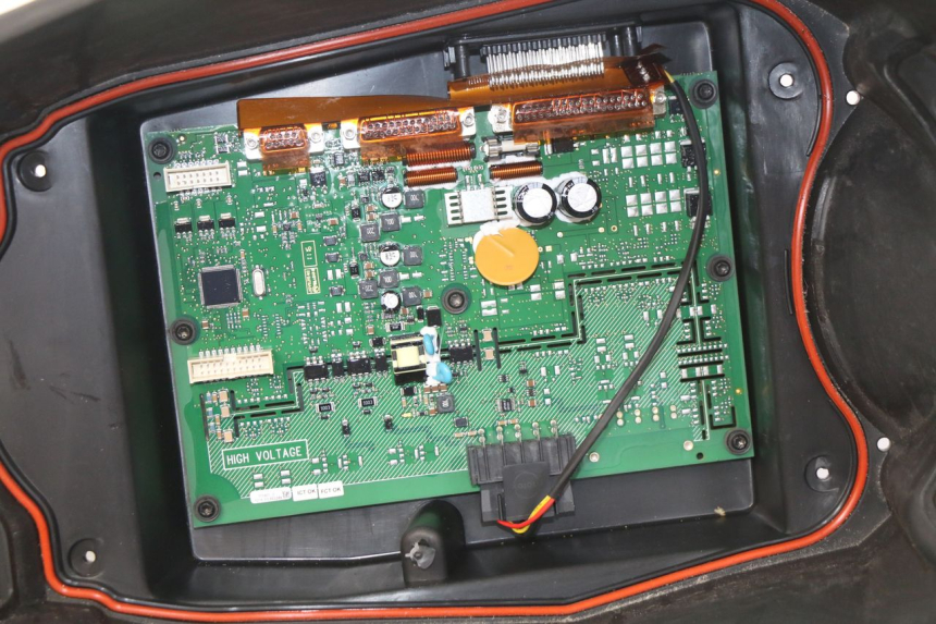 photo de SEAT STORAGE BOX PEUGEOT E-VIVACITY 1 (2012 - 2018) - Distinctive features