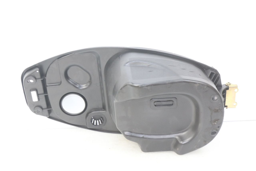 photo de SEAT STORAGE BOX JM MOTORS EVOLIS 4T 50 (2018 - 2022) - Zoom on usage condition