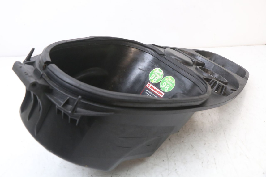 photo de SEAT STORAGE BOX JM MOTORS EVOLIS 4T 50 (2018 - 2022) - Technical close-up