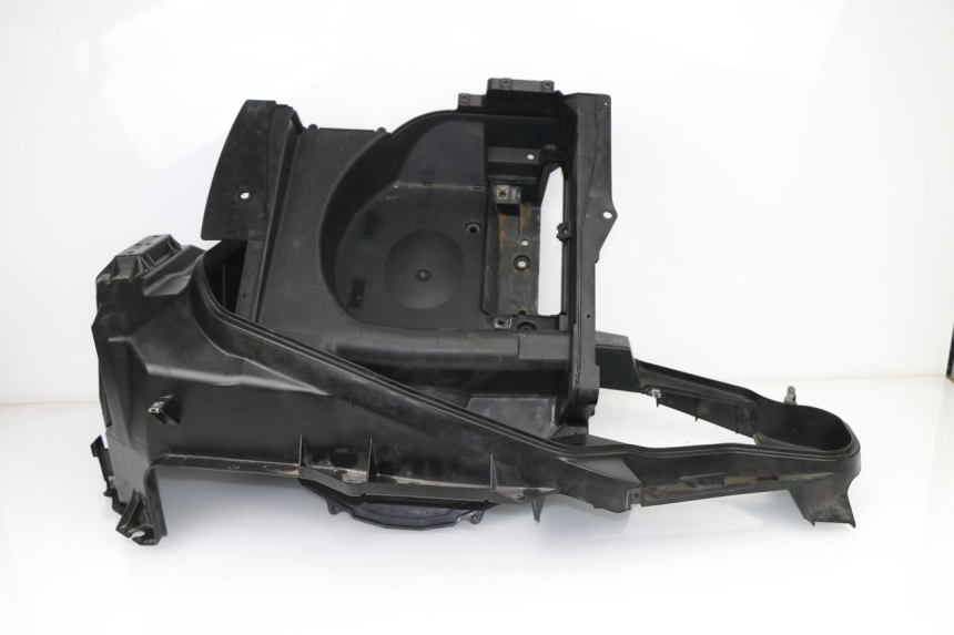 photo de UNDERSEAT STORAGE HONDA FES FORESIGHT 250 (1997 - 2002) - Zoom on usage condition