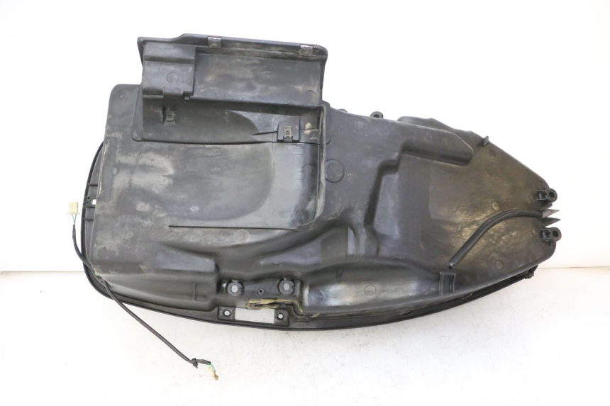 photo de SEAT STORAGE BOX HONDA FES S-WING SWING ABS 125 (2007 - 2015) - Component detail