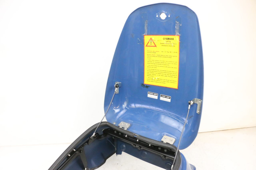 photo de SEAT STORAGE BOX YAMAHA FJR ABS 1300 (2006 - 2012) - Technical close-up