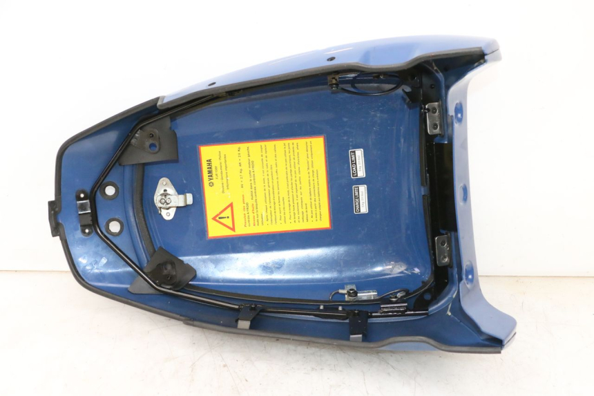 photo de SEAT STORAGE BOX YAMAHA FJR ABS 1300 (2006 - 2012) - Technical close-up