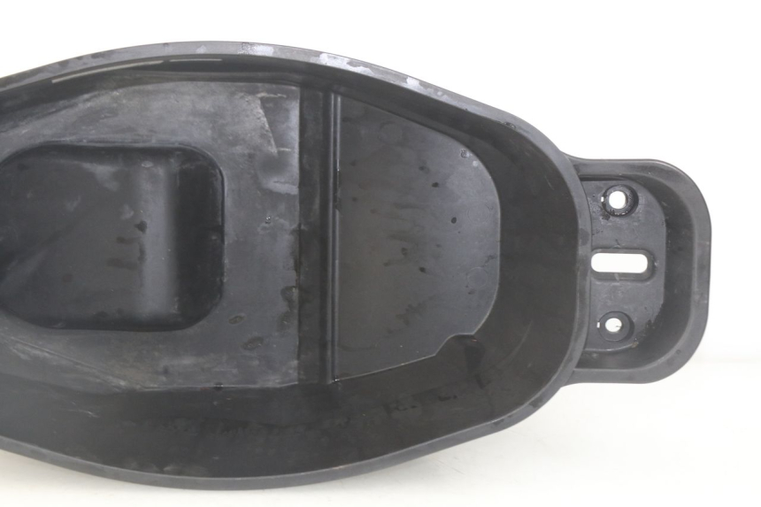 photo de UNDERSEAT STORAGE MBK FLIPPER 115 (2013 - 2017) - Technical close-up