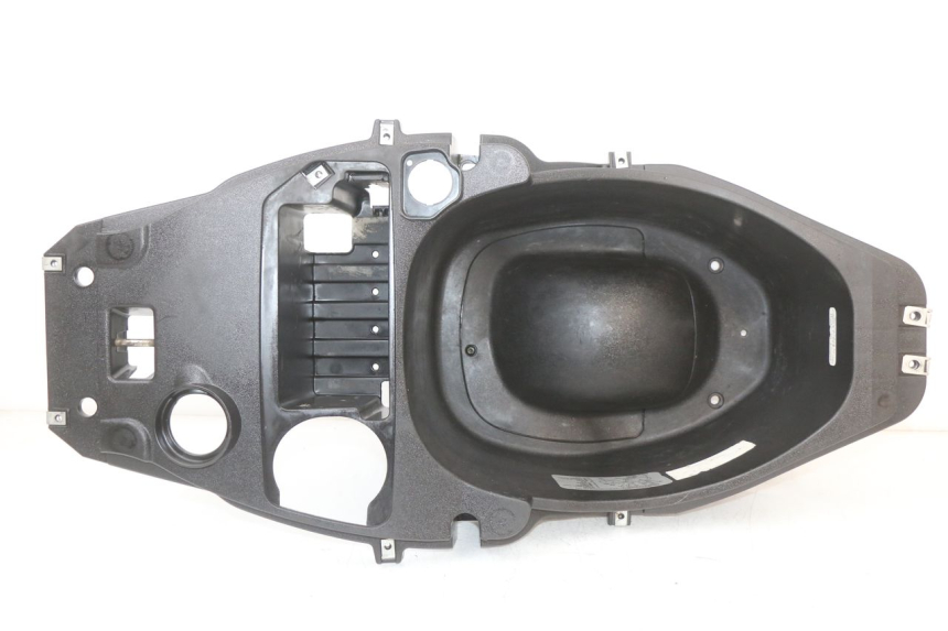 photo de UNDERSEAT STORAGE PIAGGIO FLY 2T 50 (2004 - 2017) - Main view