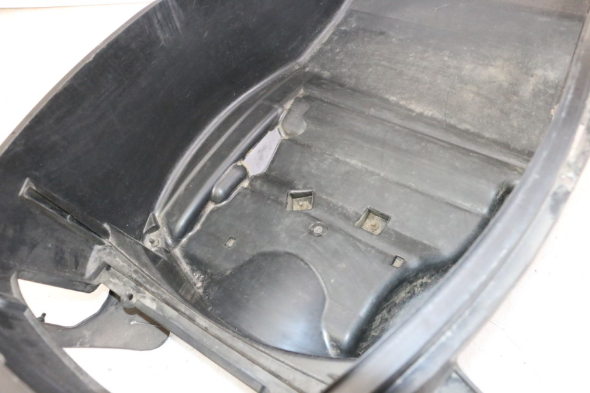 photo de UNDERSEAT STORAGE HONDA FORZA ABS 300 (2013 - 2017) - Zoom on usage condition