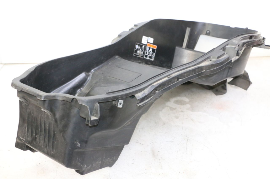 photo de UNDERSEAT STORAGE HONDA FORZA ABS 300 (2013 - 2017) - Fixing points details
