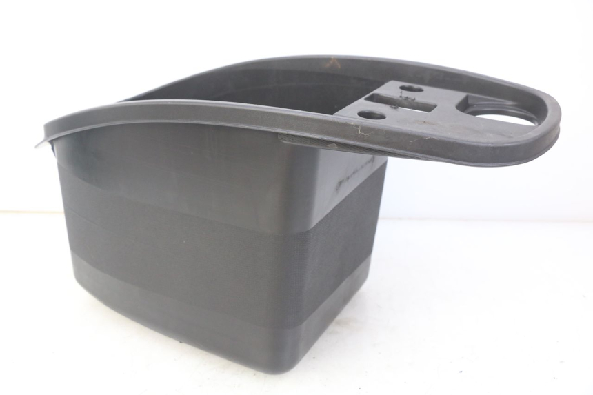 photo de SEAT STORAGE BOX JM MOTORS GT LINE 4T 50 (2021 - 2023) - Surface and material condition