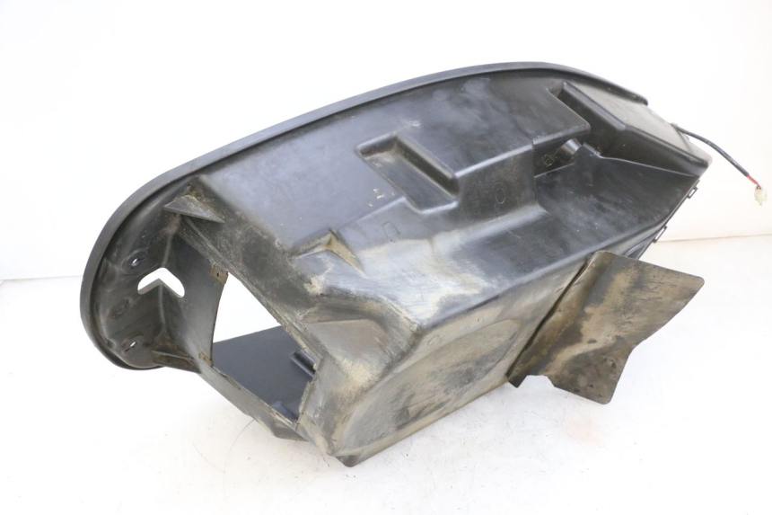 photo de UNDERSEAT STORAGE SYM GTS EVO 125 (2009 - 2013) - Component detail