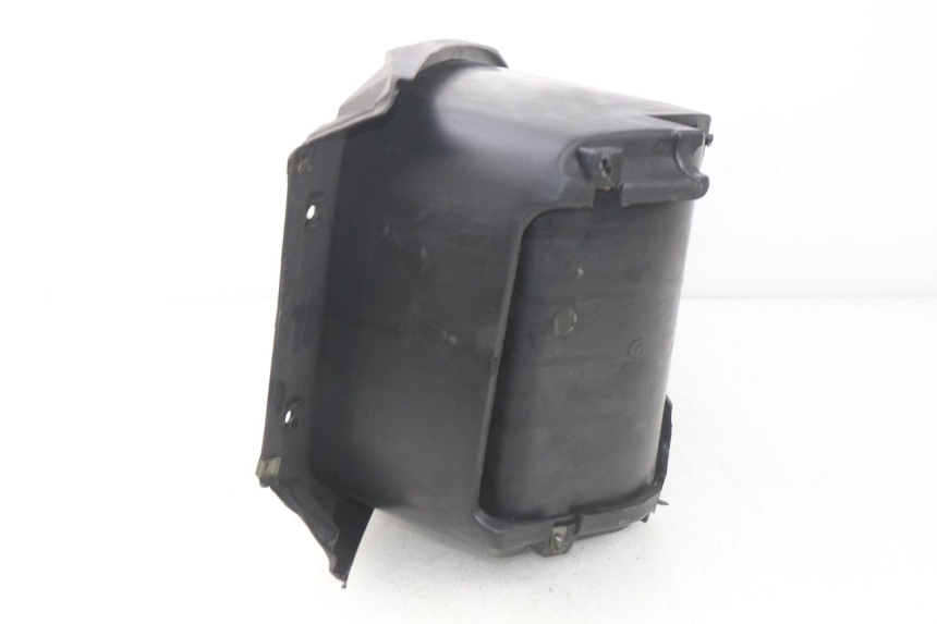 photo de UNDERSEAT STORAGE JONWAY GTX 2T 50 (2014 - 2020) - Zoom on usage condition