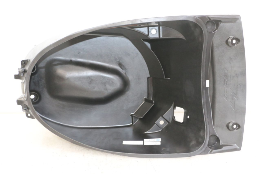photo de UNDERSEAT STORAGE HONDA SH i 300 (2015 - 2020) - Zoom on usage condition