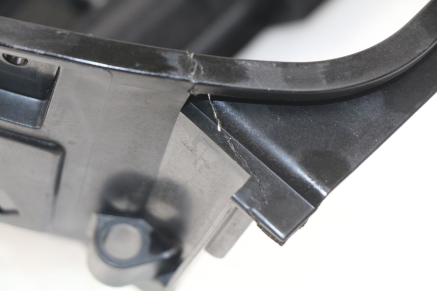 photo de UNDERSEAT STORAGE HONDA INTEGRA NC D 750 (2016 - 2018) - Component detail