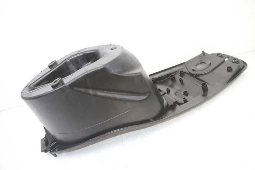 photo de SEAT STORAGE BOX SYM JET 14 4T 50 (2018 - 2022) - Fixing points details