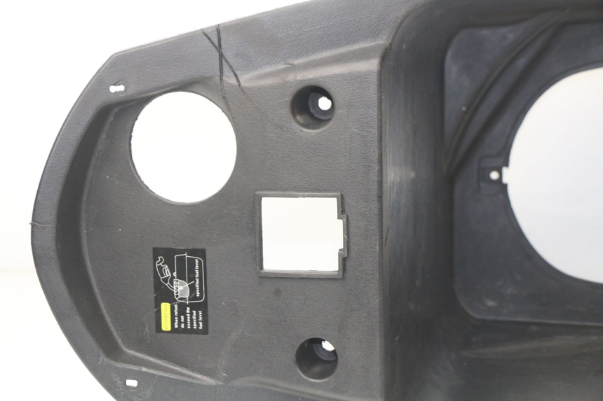 photo de UNDERSEAT STORAGE RIDE JUMP 2T 50 (2012 - 2017) - Zoom on usage condition