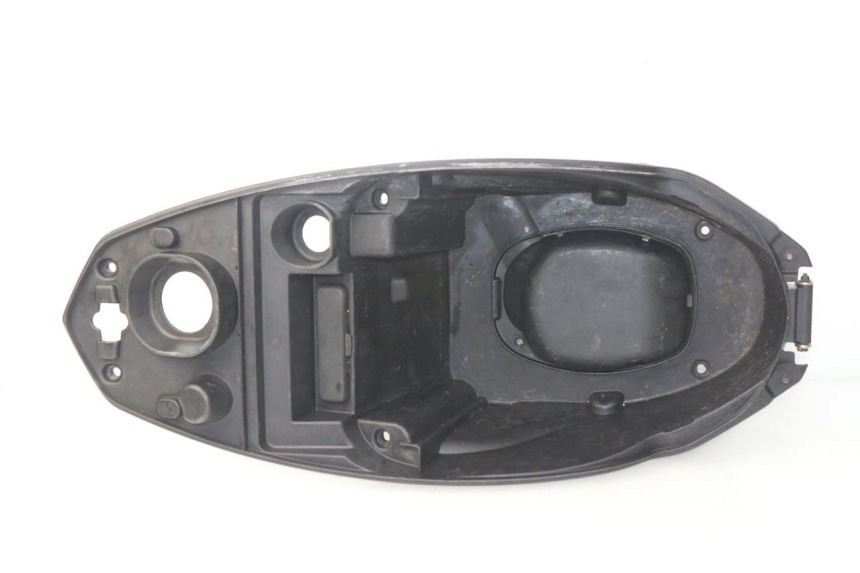 photo de SEAT TRUNK PEUGEOT KISBEE 2T 50 (2010 - 2017) - Main view