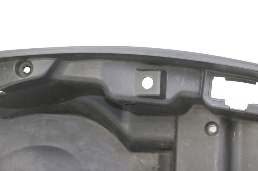 photo de UNDERSEAT STORAGE KYMCO X-TOWN XTOWN 125 (2016 - 2021) - Fixing points details