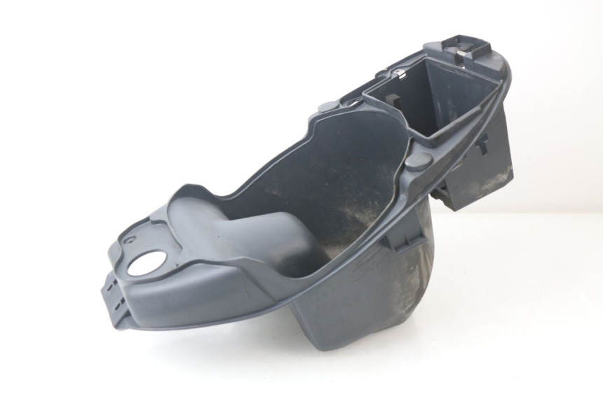 photo de SEAT STORAGE BOX PIAGGIO LIBERTY 125 (2009 - 2013) - Alternative perspective