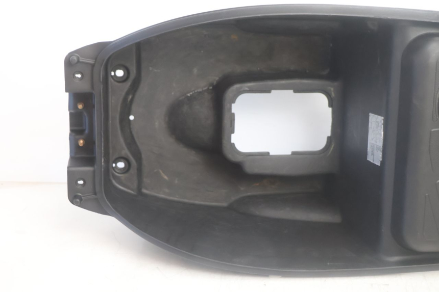 photo de UNDERSEAT STORAGE KYMCO LIKE 125 (2009 - 2016) - Component detail