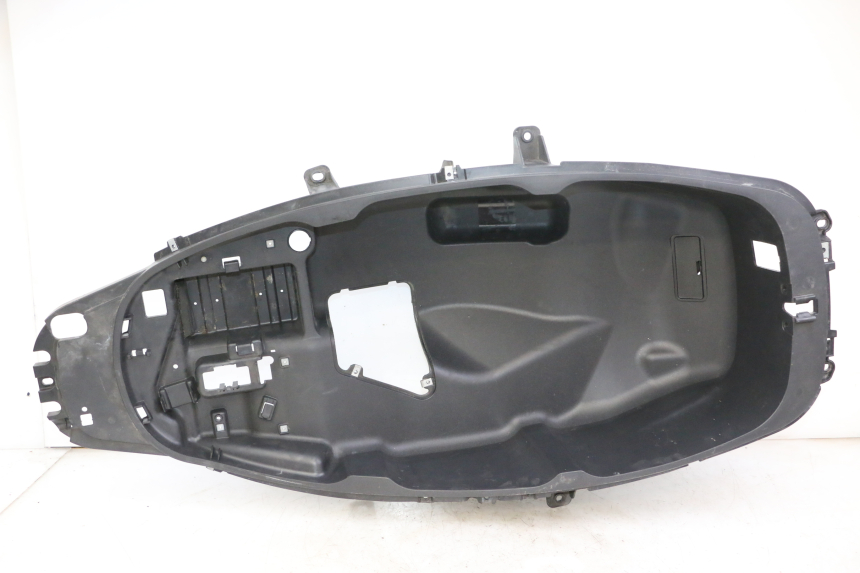photo de UNDERSEAT STORAGE PIAGGIO MP3 500 (2014 - 2017) - Main view