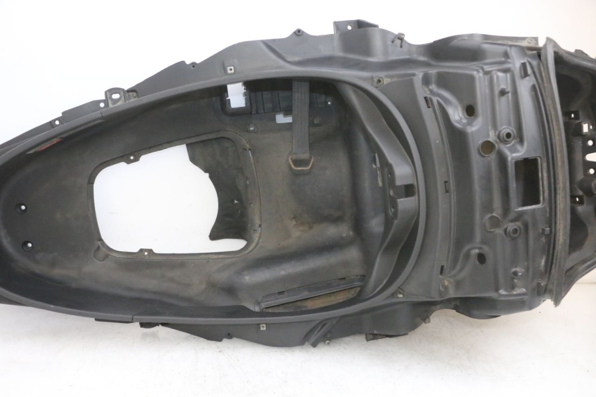 photo de UNDERSEAT STORAGE PIAGGIO MP3 RL 250 (2006 - 2010) - Product overview