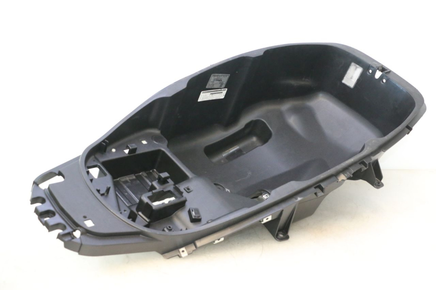 photo de UNDERSEAT STORAGE PIAGGIO MP3 500 (2016 - 2018) - Component zoom