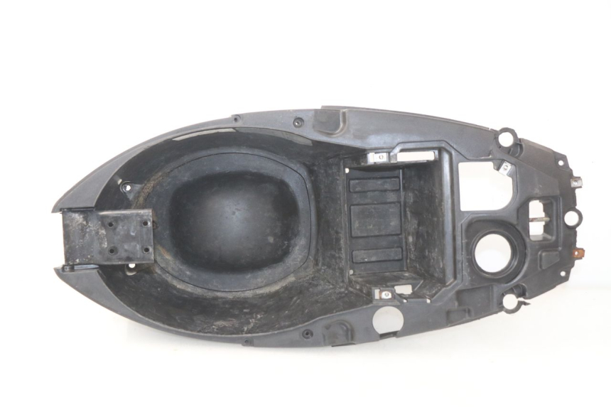 photo de UNDERSEAT STORAGE PIAGGIO NEW TYPHOON 50 (2010 - 2017) - Main view