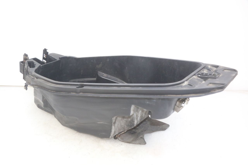 photo de SEAT STORAGE BOX GILERA NEXUS 125 (2007 - 2009) - Checked used part