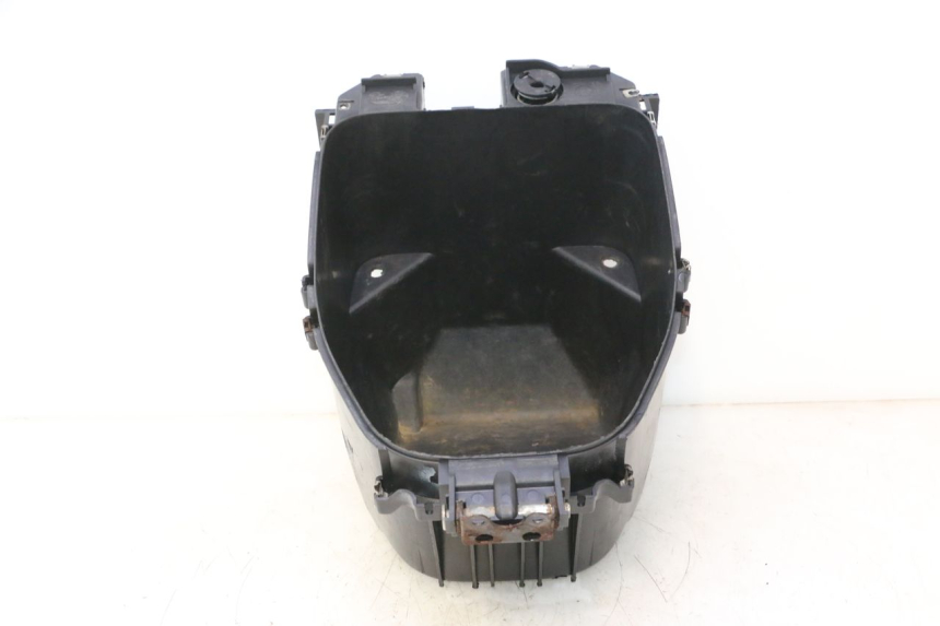 photo de UNDERSEAT STORAGE MBK NITRO 50 (2004 - 2008) - Alternative angle
