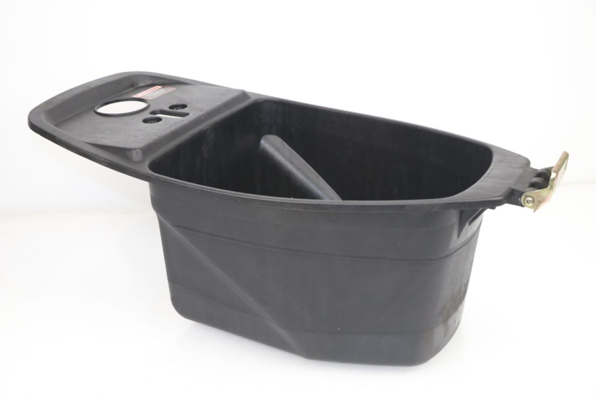 photo de UNDERSEAT STORAGE JM MOTORS OLDIES GT 4T 50 (2010 - 2017) - Alternative perspective