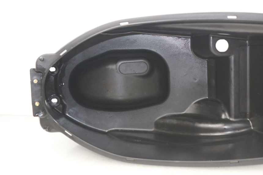 photo de UNDERSEAT STORAGE SYM ORBIT III 3 4T 50 (2021 - 2025) - Product overview