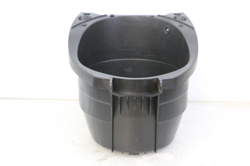 photo de UNDERSEAT STORAGE MBK OVETTO 4T 50 (2008 - 2016) - Zoom on usage condition