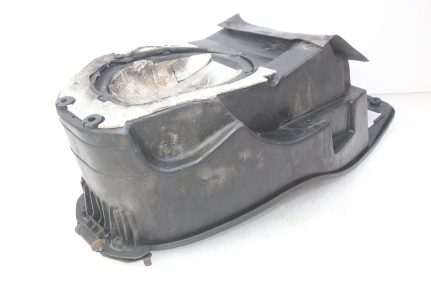 photo de SEAT STORAGE BOX KYMCO PEOPLE 250 (2004 - 2008) - Component detail