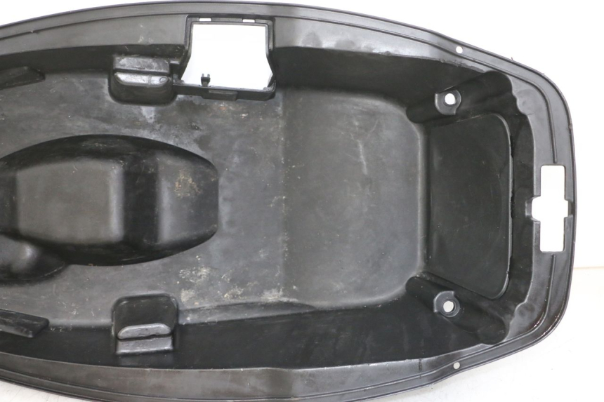 photo de SEAT STORAGE BOX PEUGEOT CITYSTAR 50 (2013 - 2017) - Product overview