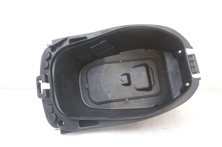 photo de UNDERSEAT STORAGE PEUGEOT DJANGO 125 (2014 - 2017) - Main view