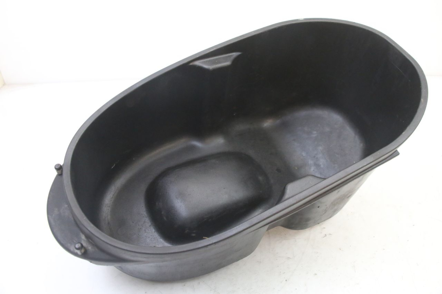 photo de SEAT STORAGE BOX PIAGGIO VESPA GRANTURISMO 125 (2003 - 2007) - Component detail