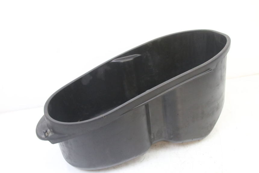 photo de SEAT STORAGE BOX PIAGGIO VESPA GRANTURISMO 125 (2003 - 2007) - Zoom on usage condition