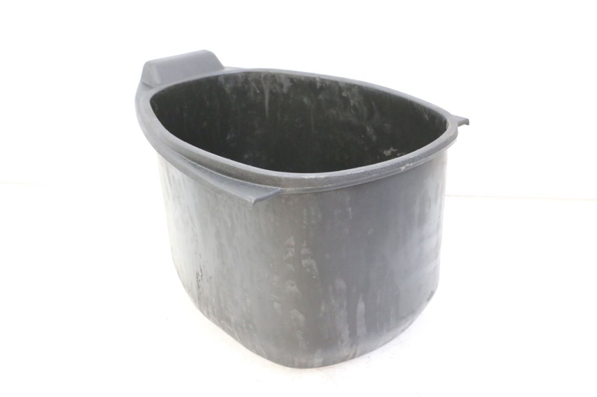 photo de SEAT STORAGE BOX PIAGGIO VESPA S 2T 50 (2007 - 2014) - Alternative perspective