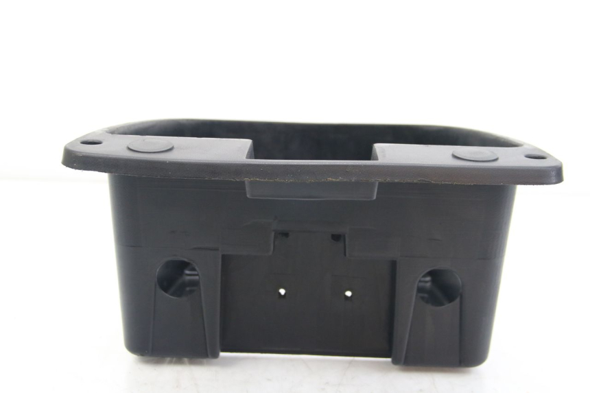 photo de SEAT STORAGE BOX RED ELECTRIC RED E PRO 1 (2017 - 2019) - Additional view of the item