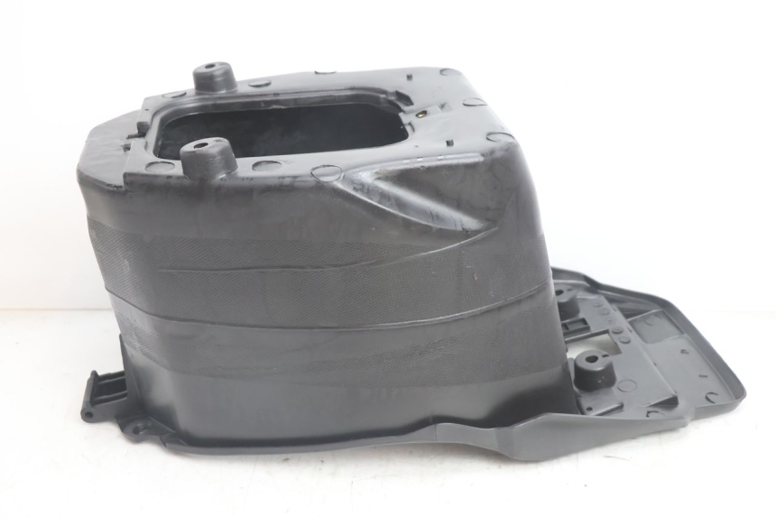 photo de UNDERSEAT STORAGE TNT MOTOR ROMA 12' 2T 50 (2007 - 2018) - Product overview