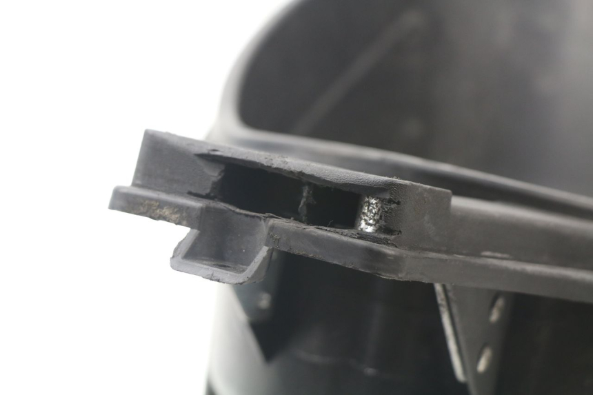 photo de SEAT STORAGE BOX GILERA RUNNER SP 50 (2009 - 2017) - Component detail